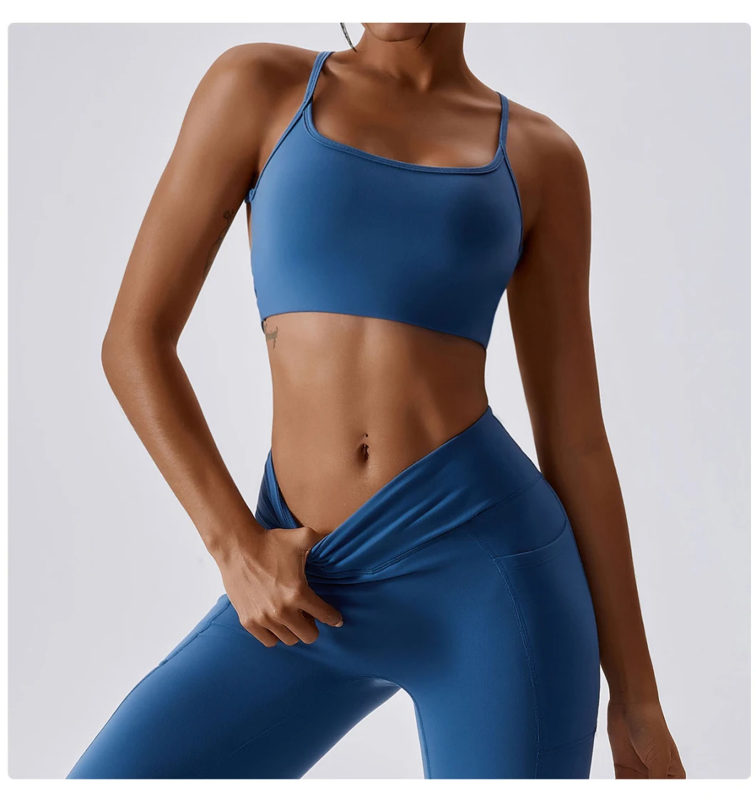 Wholesale Strappy Sports Bra for Women - Medium Support Crisscross Yoga Bra Padded Workout Running Tops